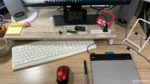 アイキャッチ：ペンタブレットと机